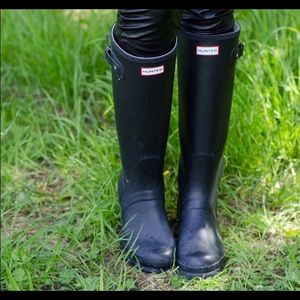 BUNDLE!! Hunter Boot and 2 Sock Bundle